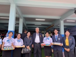 วิทยาลัยเทคโนโลยีสุราษฎร์พาณิชยการ ร่วมต้อนรับ ศ.ดร.นฤมล ภิญโญสินวัฒน์ รัฐมนตรีว่าการกระทรวงศึกษาธิการ