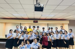 กิจกรรมบรรยายพิเศษการเสริมสร้างทักษะการใช้ภาษาต่างประเทศ ปีการศึกษา 2568