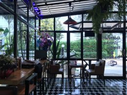 ร้าน K Loft Cafe พิษณุโลก  ก็ใช้เครื่องทำน้ำแข็ง GenIce 