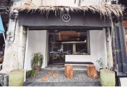 ร้านกาแฟ Ryn-Authentic Tea & Slow drop Coffee ภูเก็ต ไว้วางใจเครื่องทำน้ำแข็ง GenIce