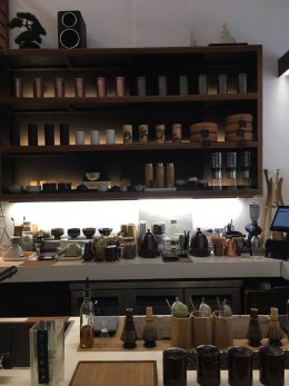 ร้านกาแฟ Ryn-Authentic Tea & Slow drop Coffee ภูเก็ต ไว้วางใจเครื่องทำน้ำแข็ง GenIce
