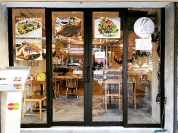 ขอขอบคุณร้าน 17 Something ที่ไว้วางใจ เครื่องทำน้ำแข็งเจ็นไอซ์ GenIce