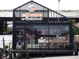 ร้าน EXPRESSO BY Gloria Jean’s เลือก เครื่องทำน้ำแข็งเจ็นไอซ์