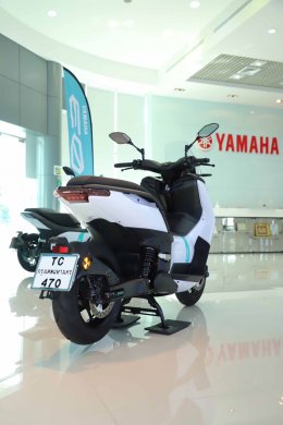 ยามาฮ่าส่งมอบ “YAMAHA E01” เพื่อการพัฒนาความเหมาะสมสำหรับยางรถจักรยานยนต์ไฟฟ้า
