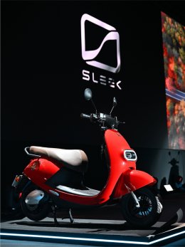 SLEEK EV บริษัทรถจักรยานยนต์ไฟฟ้าที่เติบโตเร็วที่สุด