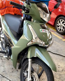 ขี่มอเตอร์ไซค์ Honda Wave 125l ไปเที่ยวเบตง