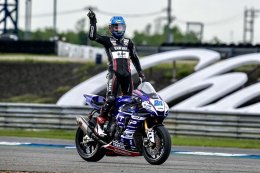 แสตมป์ บิดโหด ควบ Yamaha R1 คว้าชัย สนามที่ 2