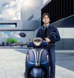 YAMAHA GRAND FILANO HYBRID เติมเฉดใหม่ Deep Navy Blue