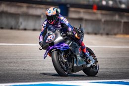 นักบิดแซทเทิ่ลไลท์ ยามาฮ่า ผลงานเยี่ยม!