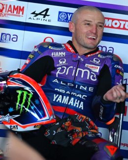 นักบิดแซทเทิ่ลไลท์ ยามาฮ่า ผลงานเยี่ยม!