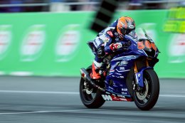 เพลงชาติดัง ทัพนักบิดยามาฮ่า ฟอร์มเดือด!