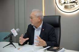 泰国亚洲大众集团副总裁，泰国头条新闻执行社长钟慕岳先生率泰国头条新闻团队专访泰国民主党经济委员会Kiat Sittheeamorn先生