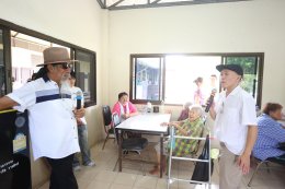 ประมวลภาพช่วงเที่ยง กิจกรรม Pay It Forward ปีที่ 5.2