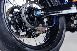 WR155 Super Moto Blue ธรรมดา ได้ไง