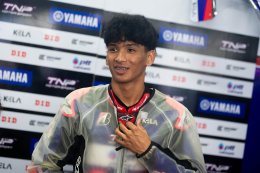 เปิดตัวสนามแรก มิกซ์-ธนัช จ่าฝูงรุ่นใหญ่