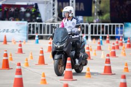 ทัพแข้งปราสาทสายฟ้า ลองขับขี่ All New YAMAHA NMAX Tech MAX 