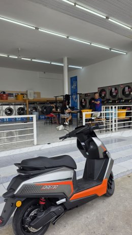 ARENA วิ่งได้ไกลสุด 100 -120 กิโลเมตร ต่อการชาร์ท