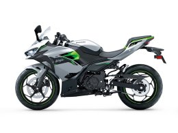 kawasaki Ninja e-1  EV 125 รถไฟฟ้าโซลูชั่น ขี่สบายๆ