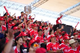 แฟนชาวไทย อัดแน่นเชียร์กระหึ่ม ฮอนด้า สแตนด์