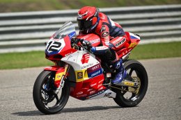 Honda CBR250RR คว้าโพเดียมอันดับ 2 ARRC สนามช้าง
