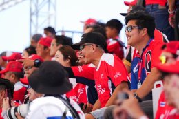 แฟนชาวไทย อัดแน่นเชียร์กระหึ่ม ฮอนด้า สแตนด์