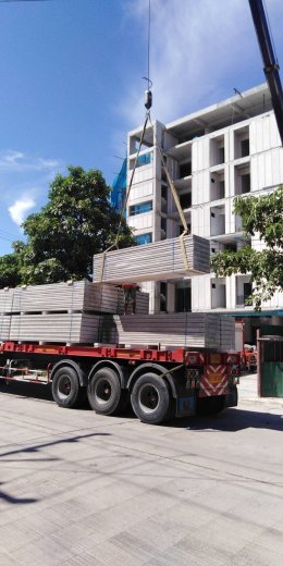รถเทลเลอร์ จัดส่งผนังนวัตกรรม JAIBOONSPEEDWALL 