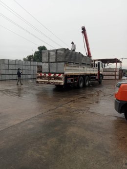 รถ 10 ล้อ (มีเฮียบ) รถ 6 ล้อ (มีเฮียบ) จัดส่งผนังนวัตกรรม JAIBOONSPEEDWALL 