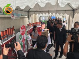 ร่วมออกบูธในโครงการเขตปลอดบุหรี่นำร่อง สำนักอนามัย
