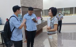 ทีมพี่เลี้ยงส่งเสริมสุขภาพจังหวัดนครปฐมเยี่ยมชมโครงการ “ชาวเกาะไร้ควัน ไร้บุหรี่ สุขภาพดีมีสุข” ที่บริษัทเทพผดุงพรมะพร้าว จำกัด