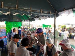 รพ.สต.บ้านสามพราน เข้าพื้นที่บริษัท มาลีกรุ๊ป จำกัด (มหาชน) ในการเป็นพี่เลี้ยงช่วยลด ละ เลิกบุหรี่ตามแผนงานร่วมกับบริษัทฯ