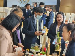 สถาบันวิจัยและพัฒนา มหาวิทยาลัยสวนดุสิต รายงานผลงานการประกวดงานวิจัยและนวัตกรรมในเวทีระดับนานาชาติ พร้อมจัดแสดงบูธนิทรรศการ ต่อที่ประชุมสภามหาวิทยาลัย