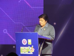 สถาบันวิจัยและพัฒนา มหาวิทยาลัยสวนดุสิต รับโล่ขอบคุณจากการนำผลงานวิจัยและนวัตกรรมของอาจารย์มหาวิทยาลัยสวนดุสิตเข้าร่วมประกวดและจัดแสดงผลงานวิจัยและนวัตกรรมในงาน มหกรรมงานวิจัยแห่งชาติ 2568 (Thailand Research Expo 2025)