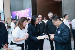 มหาวิทยาลัยสวนดุสิต ร่วมกับ การนิคมอุตสาหกรรมแห่งประเทศไทย (กนอ.) จัดแสดงบูธนำเสนอผลงานวิจัย นวัตกรรม และผลิตภัณฑ์ชุมชน เพื่อยกระดับงานวิจัยสู่การใช้ประโยชน์ในภาคอุตสาหกรรม