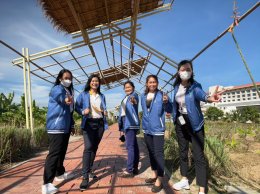 สถาบันวิจัยและพัฒนานำทีมหอมขจรฟาร์มเข้าร่วมจัดกิจกรรมกับโรงเรียนสาธิตละอออุทิศ