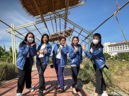 สถาบันวิจัยและพัฒนานำทีมหอมขจรฟาร์มเข้าร่วมจัดกิจกรรมกับโรงเรียนสาธิตละอออุทิศ