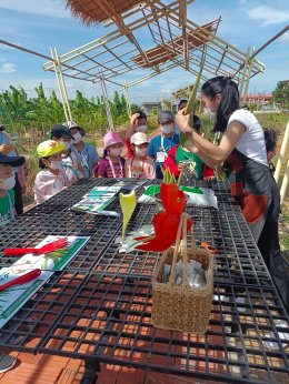 สถาบันวิจัยและพัฒนานำทีมหอมขจรฟาร์มเข้าร่วมจัดกิจกรรมกับโรงเรียนสาธิตละอออุทิศ