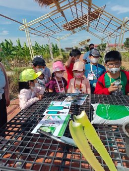 สถาบันวิจัยและพัฒนานำทีมหอมขจรฟาร์มเข้าร่วมจัดกิจกรรมกับโรงเรียนสาธิตละอออุทิศ