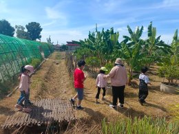 สถาบันวิจัยและพัฒนานำทีมหอมขจรฟาร์มเข้าร่วมจัดกิจกรรมกับโรงเรียนสาธิตละอออุทิศ