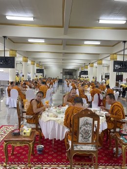 มูลนิธิพุทธภูมิธรรม เป็นเจ้าภาพร่วมถวายภัตตาหารเช้า 