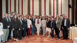 หลักสูตร Leadership Succession Program (LSP) รุ่นที่ 16 ขอขอบพระคุณ อาจารย์สุดสวาท สุจริตกุล