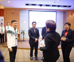 หลักสูตร Leadership Succession Program (LSP) รุ่นที่ 16 ได้รับเกียรติจาก คุณฉัตรชัย ศิริไล ผู้จัดการ ธนาคารเพื่อการเกษตรและสหกรณ์การเกษตร (ธ.ก.ส.) มาเป็นวิทยากร