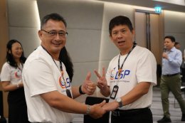IRDP ขอขอบคุณ ผศ.ชัยวัฒน์ วงศ์อาษา ที่ให้เกียรติ มาร่วมออกแบบและถ่ายทอดกิจกรรมปฐมนิเทศให้กับผู้เข้าอบรมหลักสูตร LSP รุ่นที่ 17