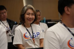 IRDP ขอขอบคุณ ผศ.ชัยวัฒน์ วงศ์อาษา ที่ให้เกียรติ มาร่วมออกแบบและถ่ายทอดกิจกรรมปฐมนิเทศให้กับผู้เข้าอบรมหลักสูตร LSP รุ่นที่ 17