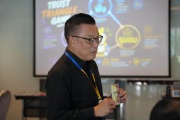 หลักสูตร Leadership in the Digital Era (LiDE) ขอขอบคุณอาจารย์ทอปัด สุบรรณรักษ์ ผู้อำนวยการฝ่ายพัฒนาธุรกิจ สายการบินไทยแอร์เอเชีย