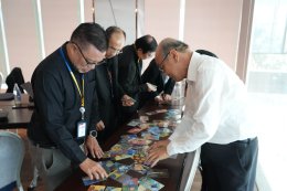 หลักสูตร Leadership in the Digital Era (LiDE) ขอขอบคุณอาจารย์ทอปัด สุบรรณรักษ์ ผู้อำนวยการฝ่ายพัฒนาธุรกิจ สายการบินไทยแอร์เอเชีย