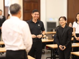 IRDP ได้รับเกียรติจาก คุณฉัตรชัย ศิริไล ผู้จัดการ ธ.ก.ส. เป็นวิทยากรบรรยายในหัวข้อ บทบาทผู้นำกับการสร้างภาพลักษณ์องค์กร (Leadership and Organization Image)
