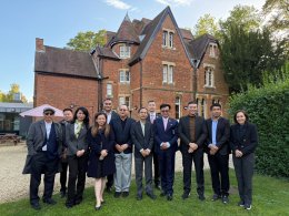 หลักสูตร Super Series รุ่นที่ 5 หลักสูตรพิเศษสำหรับ CEOs เดินทางไปอบรม ณ Kellogg College, University of Oxford ประเทศอังกฤษ