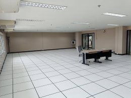 งานติดตั้งพื้นยกระดับ Raised Floor Installation 