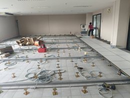 งานติดตั้งพื้นยกระดับ Raised Floor Installation 