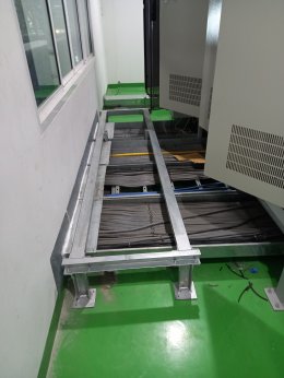 งานติดตั้งพื้นยกระดับ RaisedFloor HPL โรงงานน้ำตาล ราชบุรี ห้อง Control DCS Room 